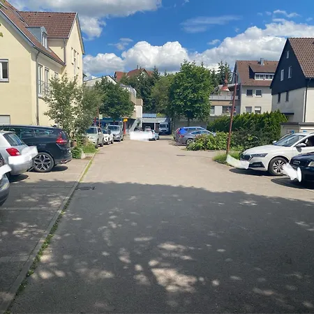 Stilvolles Mit Balkon, Kueche & Parkplatz - Zentrum *