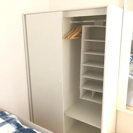 Stilvolles Mit Balkon, Kueche & Parkplatz - Zentrum * Waldstetten (Ostalbkreis)