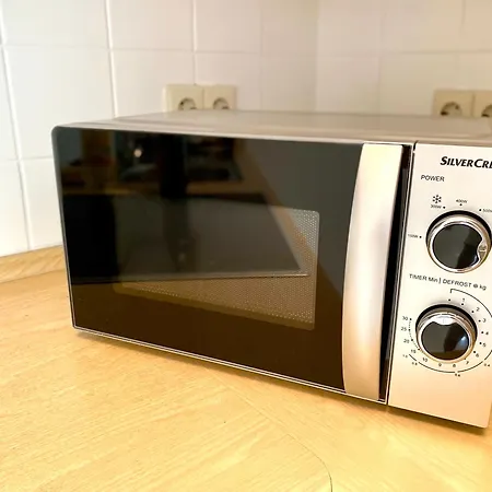 Apartamento Stilvolles Mit Balkon, Kueche & Parkplatz - Zentrum Waldstetten (Ostalbkreis)