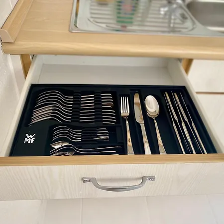 Stilvolles Mit Balkon, Kueche & Parkplatz - Zentrum * Waldstetten (Ostalbkreis)